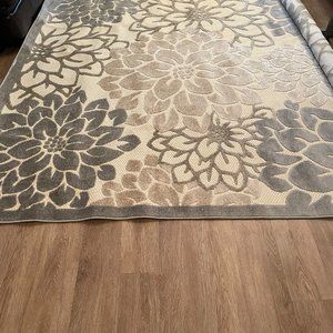 Nourison Bouquet Indoor/Outdoor Hi-Low Polypropylene Basketweave Rug 7'10"x9'10"